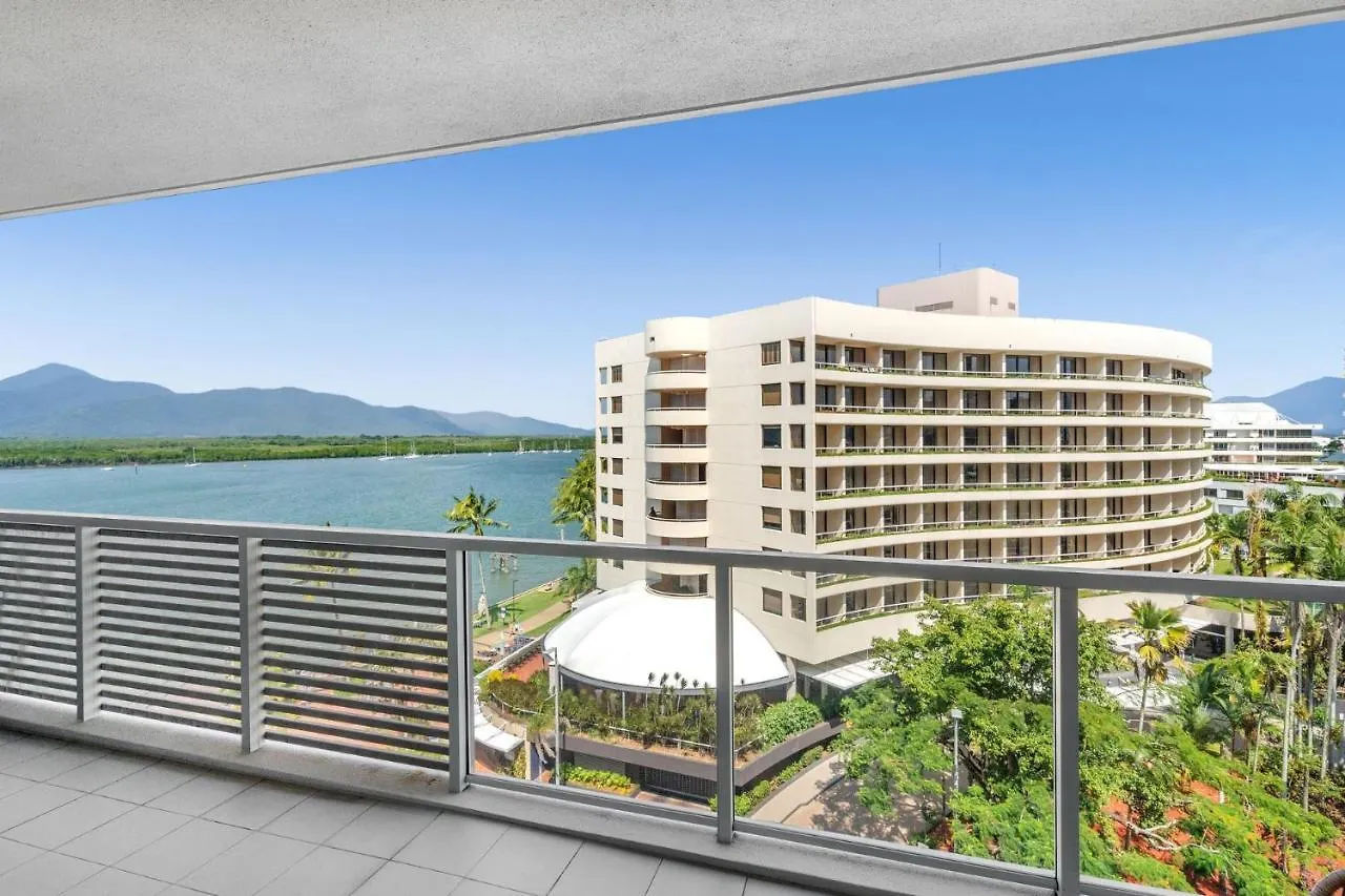 Belle Escapes 703 Harbour Lights Cairns Apartment With Water Views 0*,